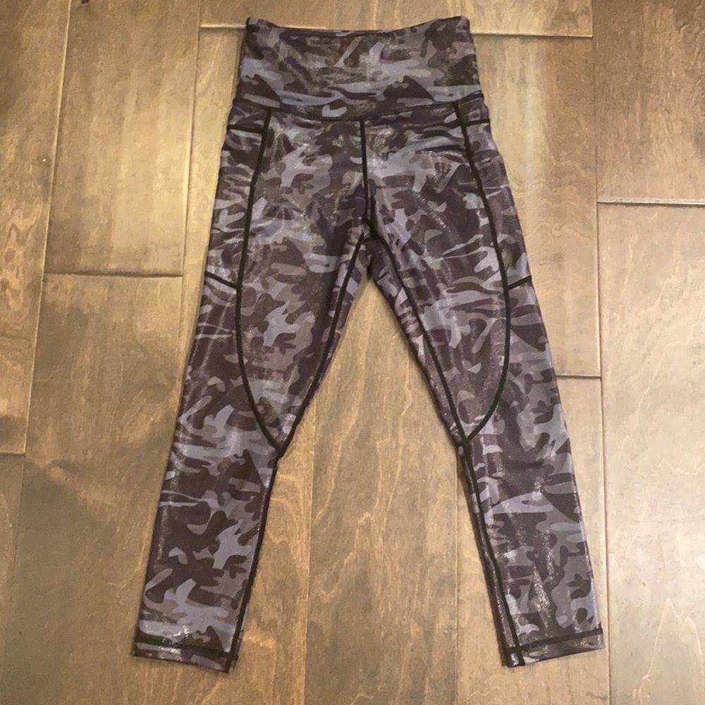 Zyia Camo Legging